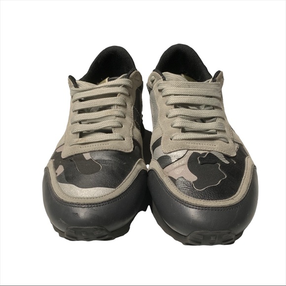 Valentino Garavani Men's Black Valentino Garavani Rockrunner Camouflage Sneakers - Picture 3 of 10